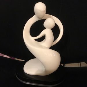 Circle of Love Understanding statue